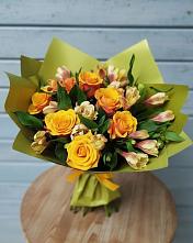 Букет цветов из:  Альстромерии и Розы в Приволжском Саратовской области