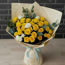 Букет цветов из:  Розы #REPLACE_PRED# Приволжском Саратовской области