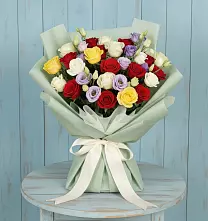 Букет цветов из:  Розы в Приволжском Саратовской области