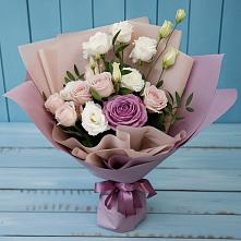 Букет цветов из:  Розы и Лизиантусы в Приволжском Саратовской области