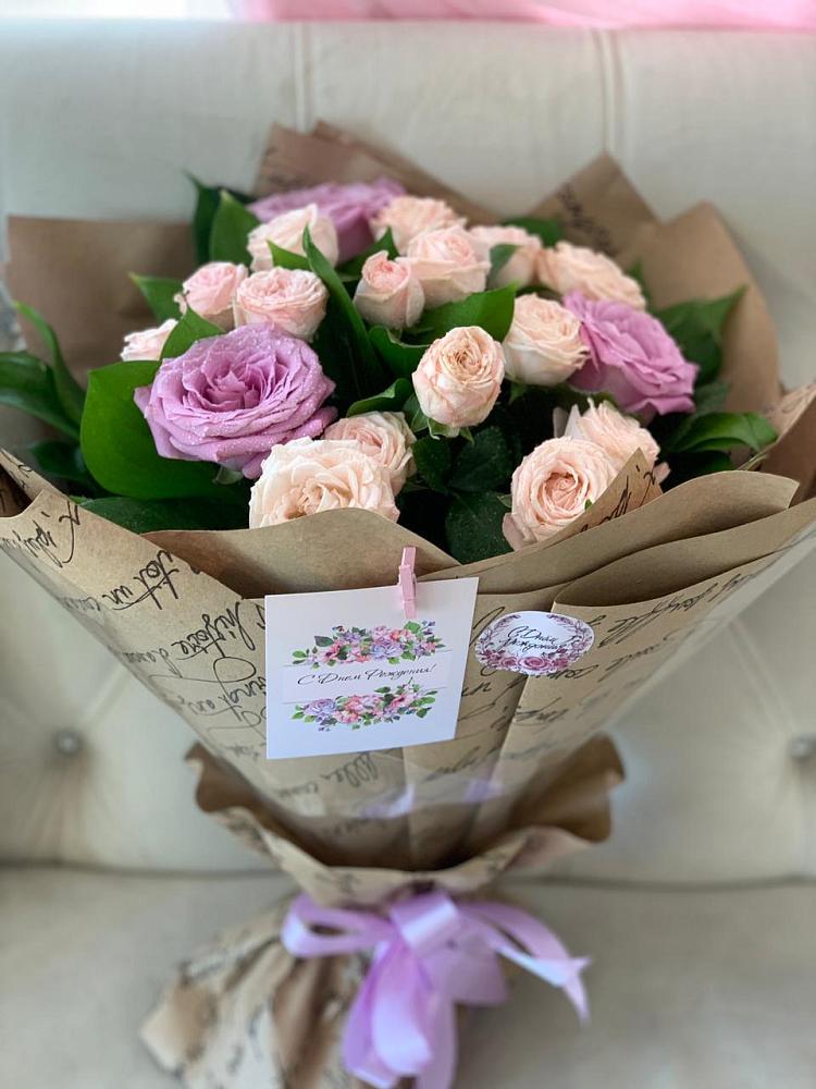 Букет цветов из: Розы в Приволжском Саратовской области