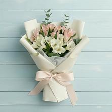 Букет цветов из:  Альстромерии в Приволжском Саратовской области