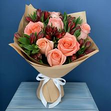 Букет цветов из:  Розы и Альстромерии в Приволжском Саратовской области