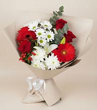 Букет цветов из:  Розы, Хризантемы, Герберы и Лилии в Приволжском Саратовской области