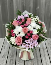 Букет цветов из:  Альстромерии, Гвоздики, Розы и Хризантемы в Приволжском Саратовской области