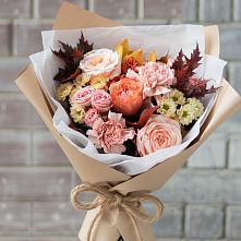Букет цветов из:  Гвоздики, Хризантемы и Розы в Приволжском Саратовской области