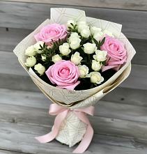 Букет цветов из:  Розы #REPLACE_PRED# Приволжском Саратовской области