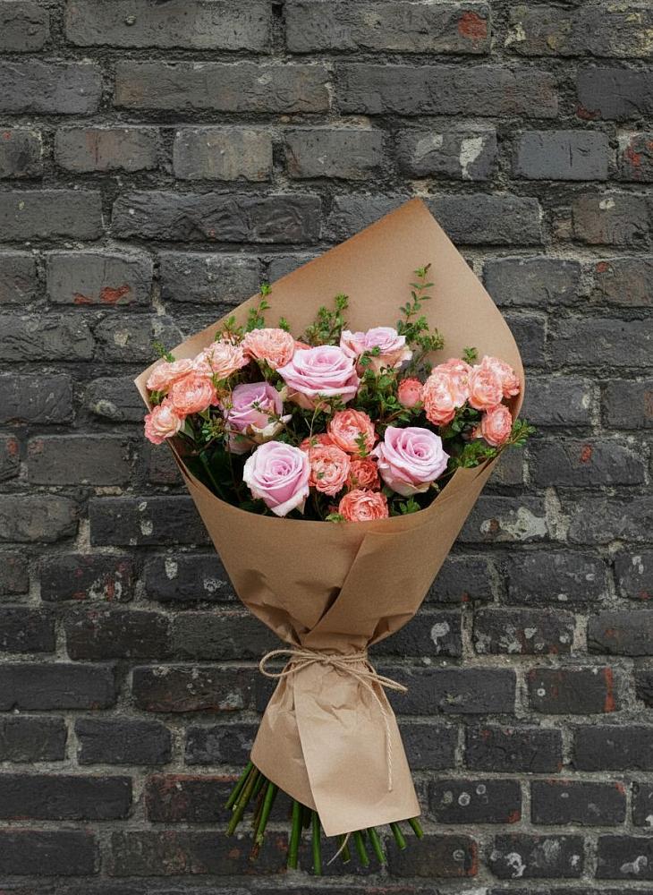 Букет цветов из: Розы в Приволжском Саратовской области