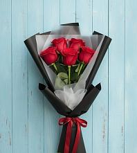Букет цветов из:  Розы в Приволжском Саратовской области