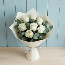 Букет Белые розы в Эвкалипте в Приволжском Саратовской области