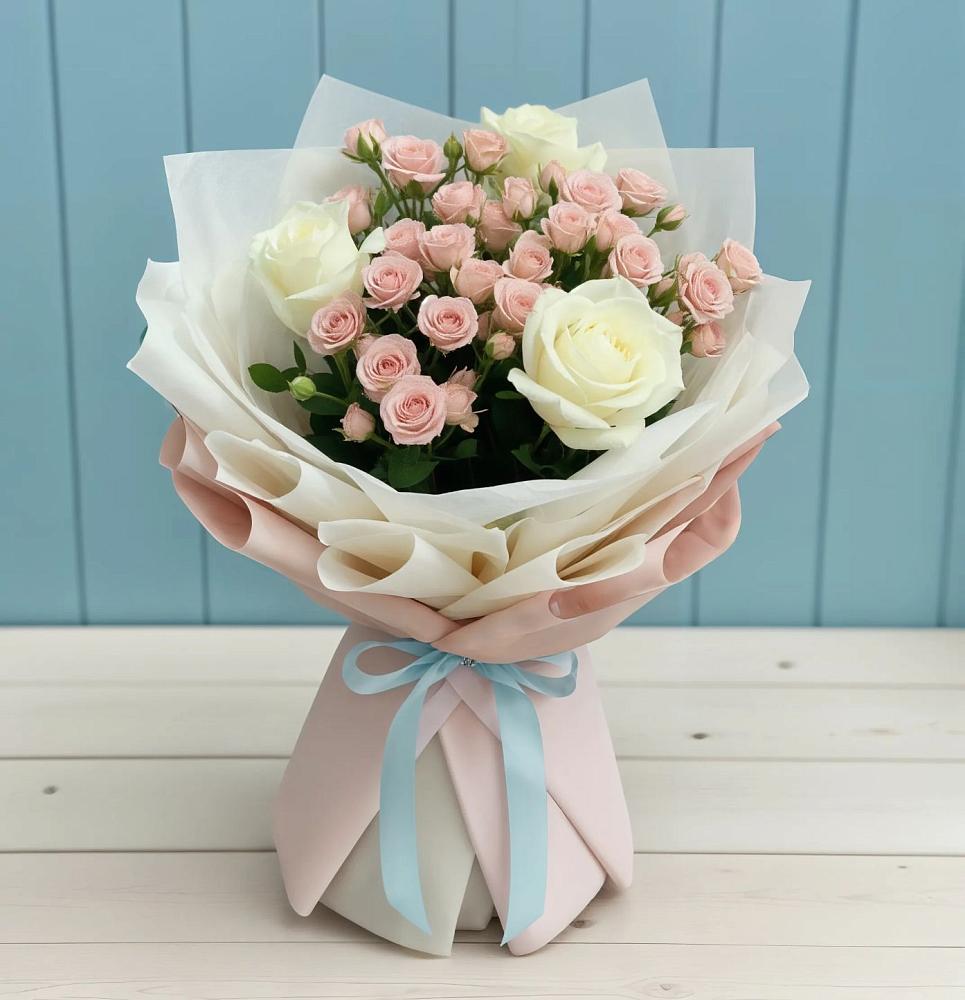 Букет цветов из: Розы в Приволжском Саратовской области