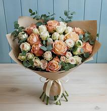 Букет цветов из:  Альстромерии и Розы в Приволжском Саратовской области